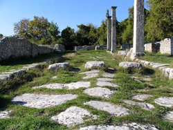 Strada romana ad Alba Fucens